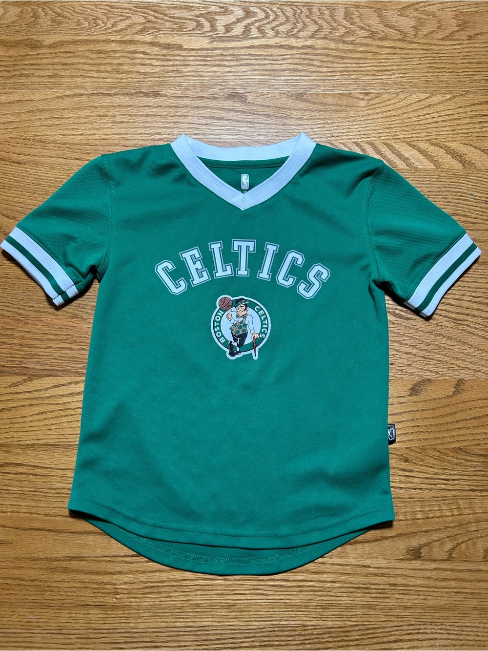 Kids NBA Green Celtics V-Neck Jersey Top #11 Irving Size 7 (Large)
